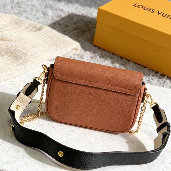 Louis Vuitton Lockme Tender Brown - Picture 2 of 7